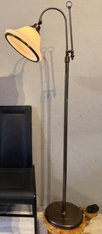 Staande lamp - Messing, Glas - Een grote vloerlamp - 200 cm, Antiek en Kunst