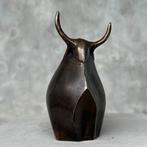 sculptuur, NO RESERVE PRICE - Sculpture of an abstract bull, Antiek en Kunst
