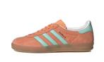 Adidas Gazelle Indoor Easy Orange - maat 46 (Sneakers), Nieuw, Oranje, Sneakers of Gympen, Verzenden