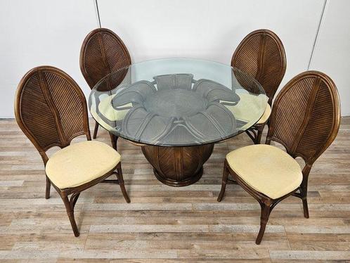 Zitgroep - Bamboe, Glas - Tafel en stoelen van rotan en, Antiek en Kunst, Curiosa en Brocante