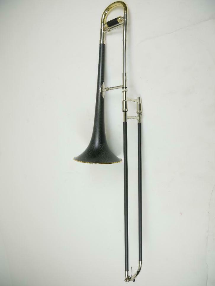 DaCarbo Jazz trombone met Carbon Beker Demo -€ 355,00, Muziek en Instrumenten, Blaasinstrumenten | Trombones, Tenor, Nieuw, Met koffer