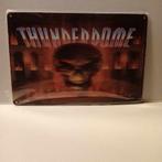Thunderdome XX  Metalen bordje 30 bij 20 cm, Huis en Inrichting, Woonaccessoires | Tekstborden en Spreuken, Verzenden, Gebruikt