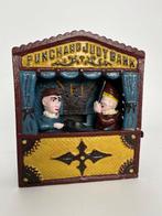 Book of Knowledge - Spaarpot - Gietijzer - Punch and