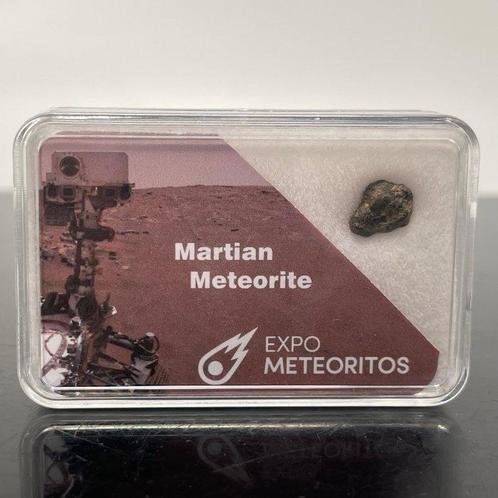 MARS, NWA 13276 MARS METEORIET NIEUWE CLASSIFICATIE 2023!! -, Verzamelen, Mineralen en Fossielen