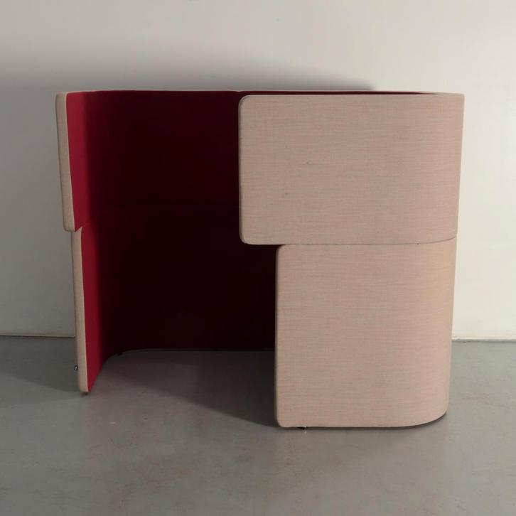 Benne workbooth, grijs / roze, 172 x 120 x 140 cm, Zakelijke goederen, Kantoor en Winkelinrichting | Kantoormeubilair en Inrichting