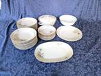 RIchard Ginori - Tafelservies voor 12 (34) - Goud, Porselein, Antiek en Kunst, Antiek | Meubels | Tafels