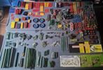 Meccano - Speelgoed - Meccano Parts And Accessories, Large, Antiek en Kunst, Antiek | Speelgoed