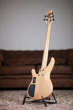 Yamaha TRBX605FM 2023 | Flamed Maple, Muziek en Instrumenten, Snaarinstrumenten | Gitaren | Bas, Nieuw