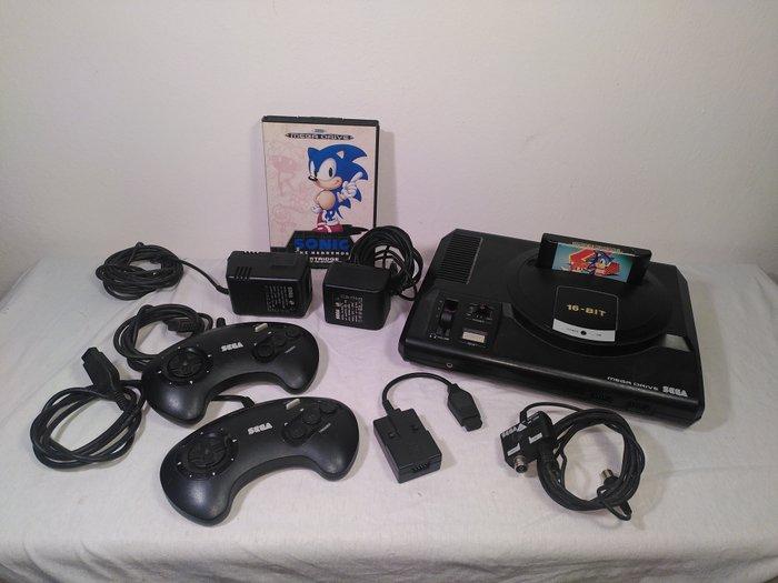 Sega - Mega Drive - Complete with two controllers and two, Spelcomputers en Games, Spelcomputers | Overige Accessoires