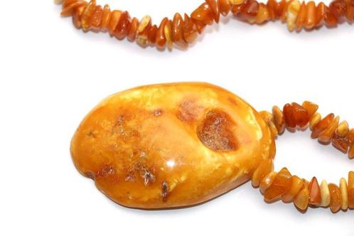 Vintage oude antieke honing Baltische barnsteen - ketting, Verzamelen, Mineralen en Fossielen