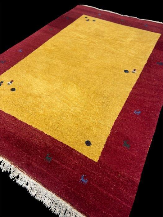 Vloerkleed - 245 cm - 165 cm, Huis en Inrichting, Stoffering | Tapijten en Kleden