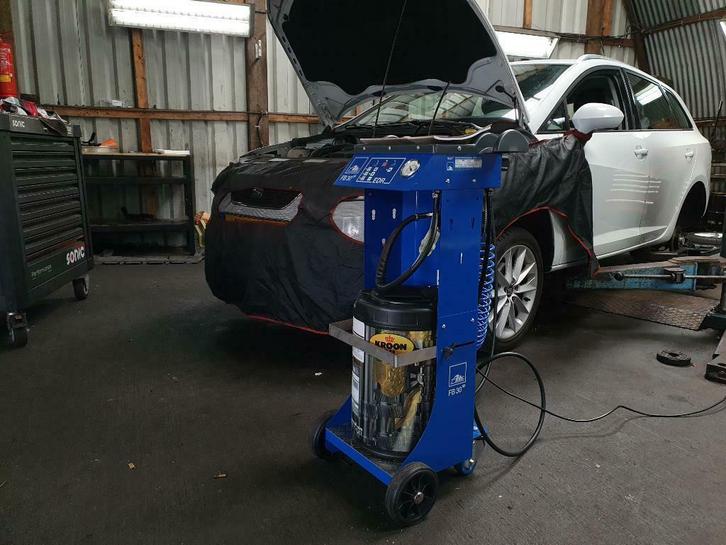 Remvloeistof Verversen / Vervangen Auto Remmen Ontluchten, Diensten en Vakmensen, Auto en Motor | Monteurs en Garages, Onderhoudsbeurt