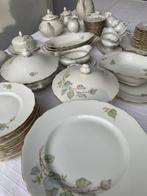 Hutschenreuther - Tafelservies voor 12 (63) - Porselein