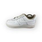 Nike Air Force 1 07 WMNS Triple White - Maat 35.5, Verzenden, Nike, Sneakers of Gympen, Gedragen