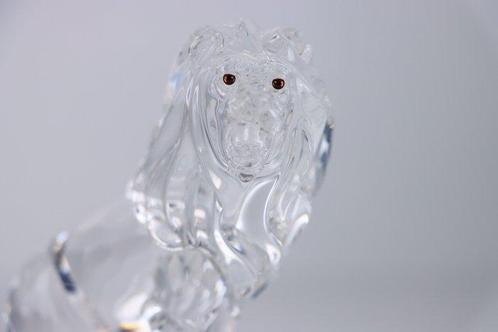 Swarovski - Figuur - Swarovski - Leeuw op Rots (Boxed +, Antiek en Kunst, Curiosa en Brocante