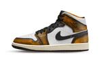 Jordan 1 Mid Wear Away - maat 43 (Sneakers, Schoenen), Kleding | Dames, Verzenden, Nieuw, Sneakers of Gympen