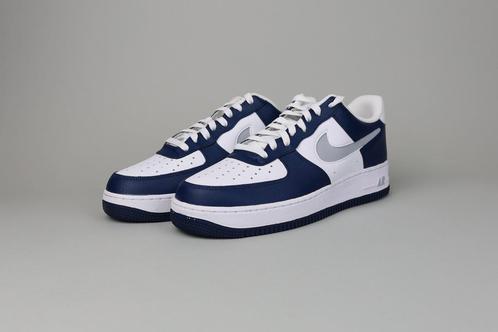 Nike Air Force 1 Low White Navy Grey, Kleding | Heren, Schoenen, Ophalen of Verzenden