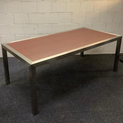 Tweedehands rVS tafel met noten houten fineer blad, 200x100, Zakelijke goederen, Kantoor en Winkelinrichting | Kantoormeubilair en Inrichting