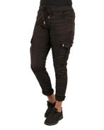 Zwarte glanzende stretch cargobroek van Made in Italy, Kleding | Dames, Broeken en Pantalons, Nieuw, Verzenden