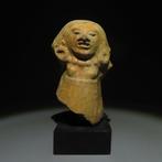 Maya Terracotta Antropomorfe figuur. 300-700 n.Chr. 10,5 cm, Verzamelen