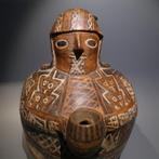 Recuay, Peru, Terracotta Figuur vaartuig. TL-test. 26 cm H.