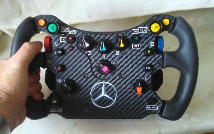 Mclaren - 24 uur Le Mans - 2015 - Replica stuurwiel, Verzamelen, Automerken, Motoren en Formule 1