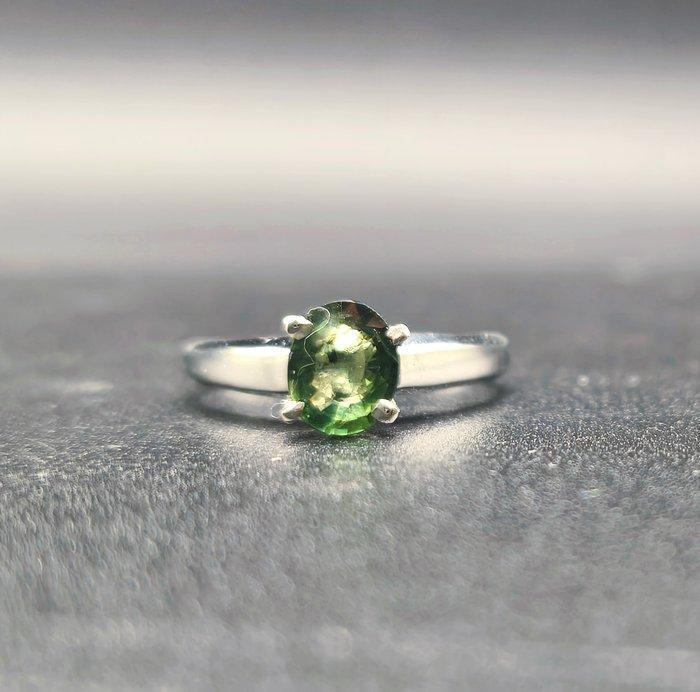 Ring - Indonesië Groene saffier zilveren ring (Zonder, Antiek en Kunst, Kunst | Niet-Westerse kunst