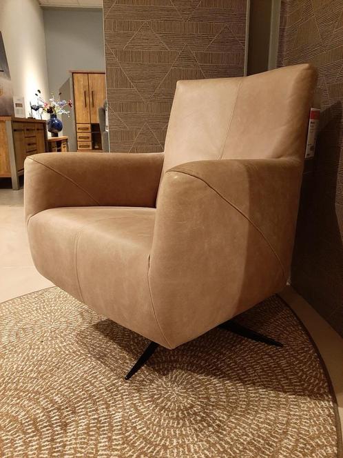 Fauteuil Minervo **SHOWROOMMODEL**, Huis en Inrichting, Fauteuils, Nieuw