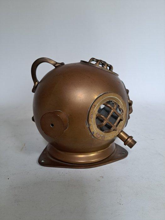 Duikhelm - Koper, Messing - Display onderdeel, Antiek en Kunst, Curiosa en Brocante