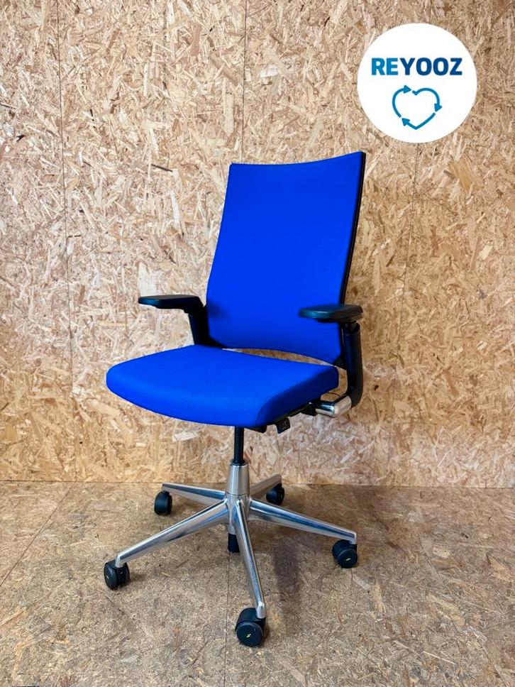 Bureaustoel Ahrend 2020 ExtraVerta - blauw - nieuwstaat...., Zakelijke goederen, Kantoor en Winkelinrichting | Kantoormeubilair en Inrichting