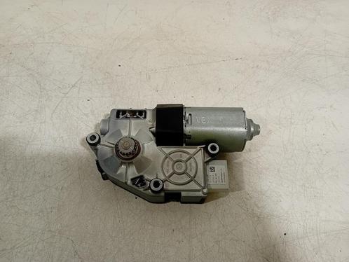 Motor open dak Volkswagen Golf VII 1.4 GTE Hybrid 8V3959591A, Auto-onderdelen, Carrosserie en Plaatwerk, ARN erkend, Stiba lid