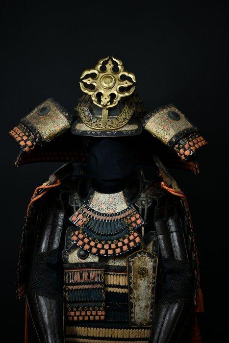 Yoroi volledig samoerai-harnas - Koper, Zijde, ijzer - Japan, Antiek en Kunst, Antiek | Overige Antiek