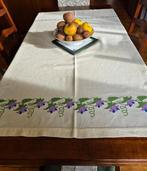 Tafelkleed - 140 cm - 138 cm - gehaakte tafellaken, Antiek en Kunst