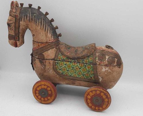 sculptuur, Antieke paarden-/ponykist - 20 cm - Hout - 1910, Antiek en Kunst, Curiosa en Brocante