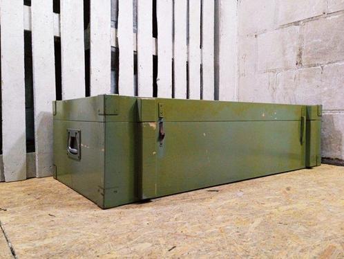 Krat - Grote militaire koffer - Aluminium, Staal, Antiek en Kunst, Antiek | Wandborden en Tegels