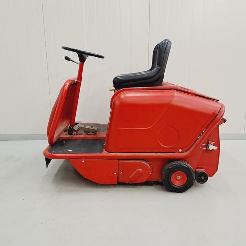RCM veegmachine, Zakelijke goederen, Machines en Bouw | Heftrucks en Intern transport, Overige typen