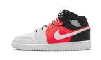 Air Jordan 1 Mid Infrared 23 - maat 40 (Sneakers, Schoenen), Verzenden, Nieuw, Sneakers of Gympen