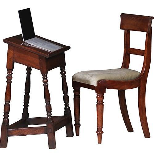 Bijbelstandaard of lezenaar in de vorm van een joint stool 1, Antiek en Kunst, Antiek | Meubels | Tafels, Ophalen of Verzenden