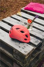 Bobike One Plus helm - Maat XS - Fierce Flamingo, Fietsen en Brommers, Fietsaccessoires | Fietshelmen, Ophalen of Verzenden, Zo goed als nieuw