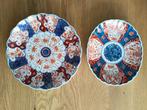 Imari - Schotel (2) - Porselein - 2 Imari borden, Antiek en Kunst