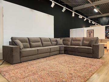 Hoekbank VERONA 340 x 270 cm Eric Kuster VELVET! beschikbaar voor biedingen
