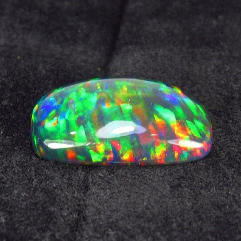 15,77 Ct Natuurlijke Zwarte Vuur Opal Cabochon - Hoogte:, Verzamelen, Mineralen en Fossielen