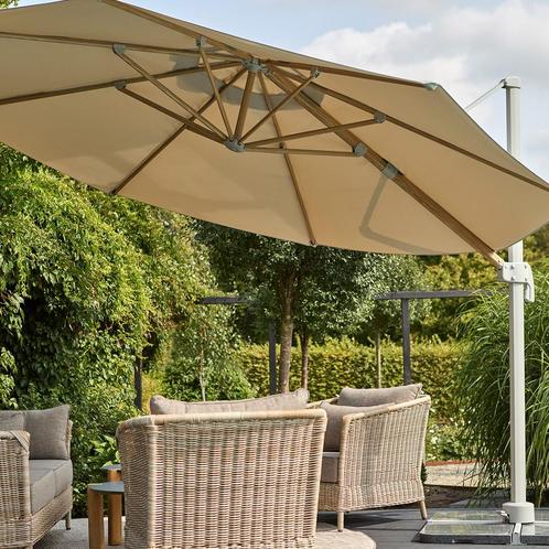 *WOONWINKEL* Brafab Luzzi Zwevende Parasol Beige En Houtprin, Tuin en Terras, Tuinsets en Loungesets, Nieuw, Verzenden