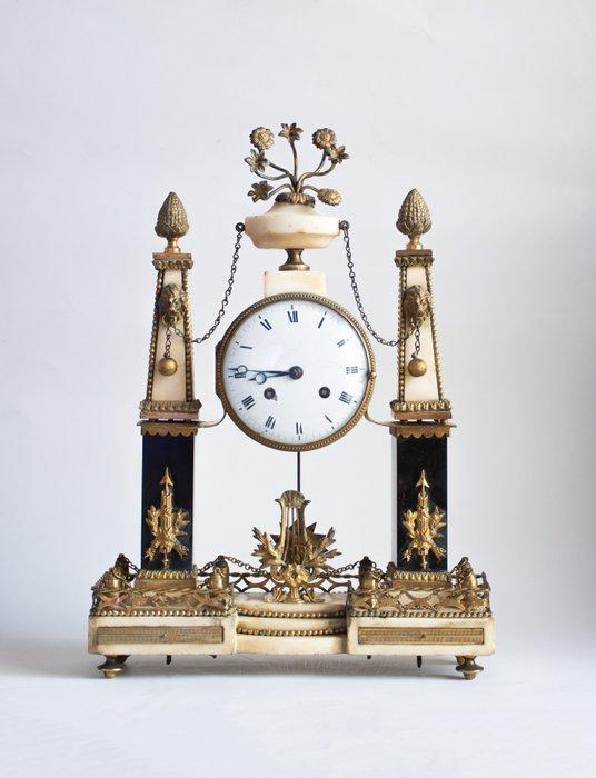 Portico klok Louis XVI - Verguld brons - 1799, Antiek en Kunst, Antiek | Klokken