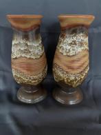 Vaas (2) - H. 30 cm - Aardewerk - West Germany