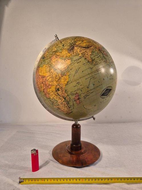 Tafelblad globe - Columbus Verlag G.M.B.H. - Erdglobus -, Antiek en Kunst, Antiek | Overige Antiek