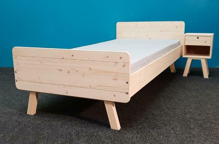 HOUTEN BED schuine poten in 12 matrasmaten GRATIS AFLEVEREN, Kinderen en Baby's, Kinderkamer | Bedden, Nieuw, Ophalen