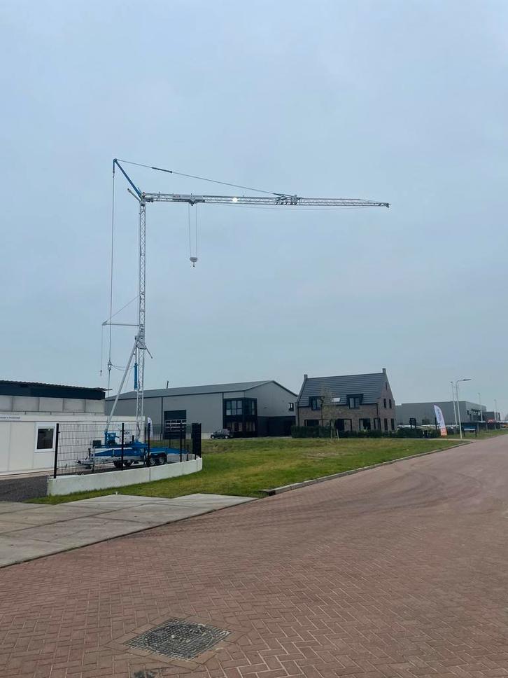 Bouwkraan - Midi Crane LT 14.14 RD - Aanhanger bouwkraan, Zakelijke goederen, Machines en Bouw | Kranen en Graafmachines, Hijswerktuig