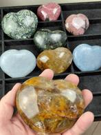 Grote dikke edelsteen harten - Golden Healer, Rhodoniet,, Verzamelen, Mineralen en Fossielen