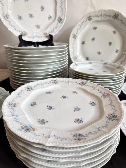 Limoges - Tafelservies (41) - Véritable LIMOGES- Exclusive, Antiek en Kunst, Antiek | Meubels | Tafels